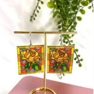 ⭐️❤️FREE Window Stained Glass Tapestry Floral Chic Glam Art Artsy Drop Earrings